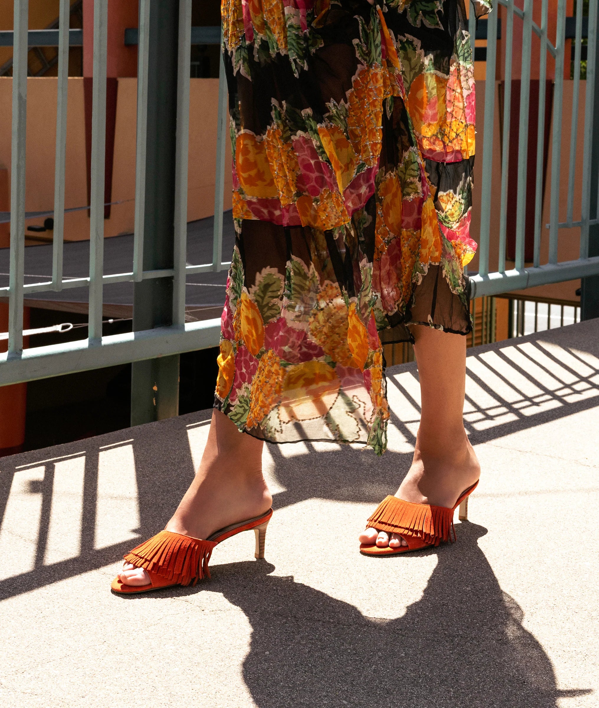 VENNA LOW HEEL SLIDE