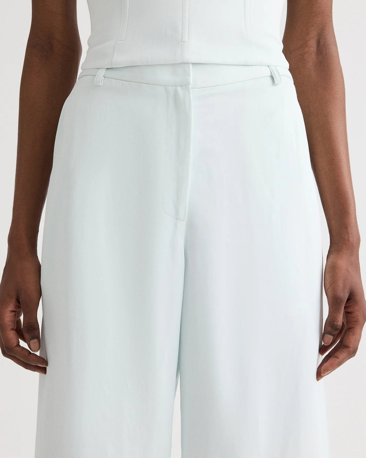 DYLAN PANT IN COATED VISCOSE LINEN