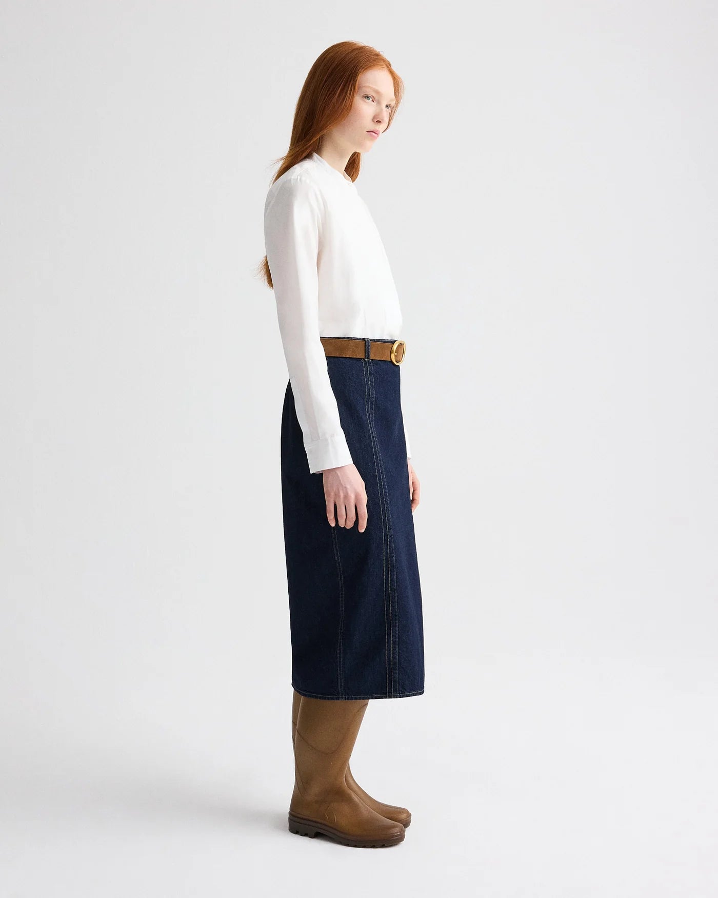 DENIM SKIRT WITH SEAMS IN HEAVY DENIM