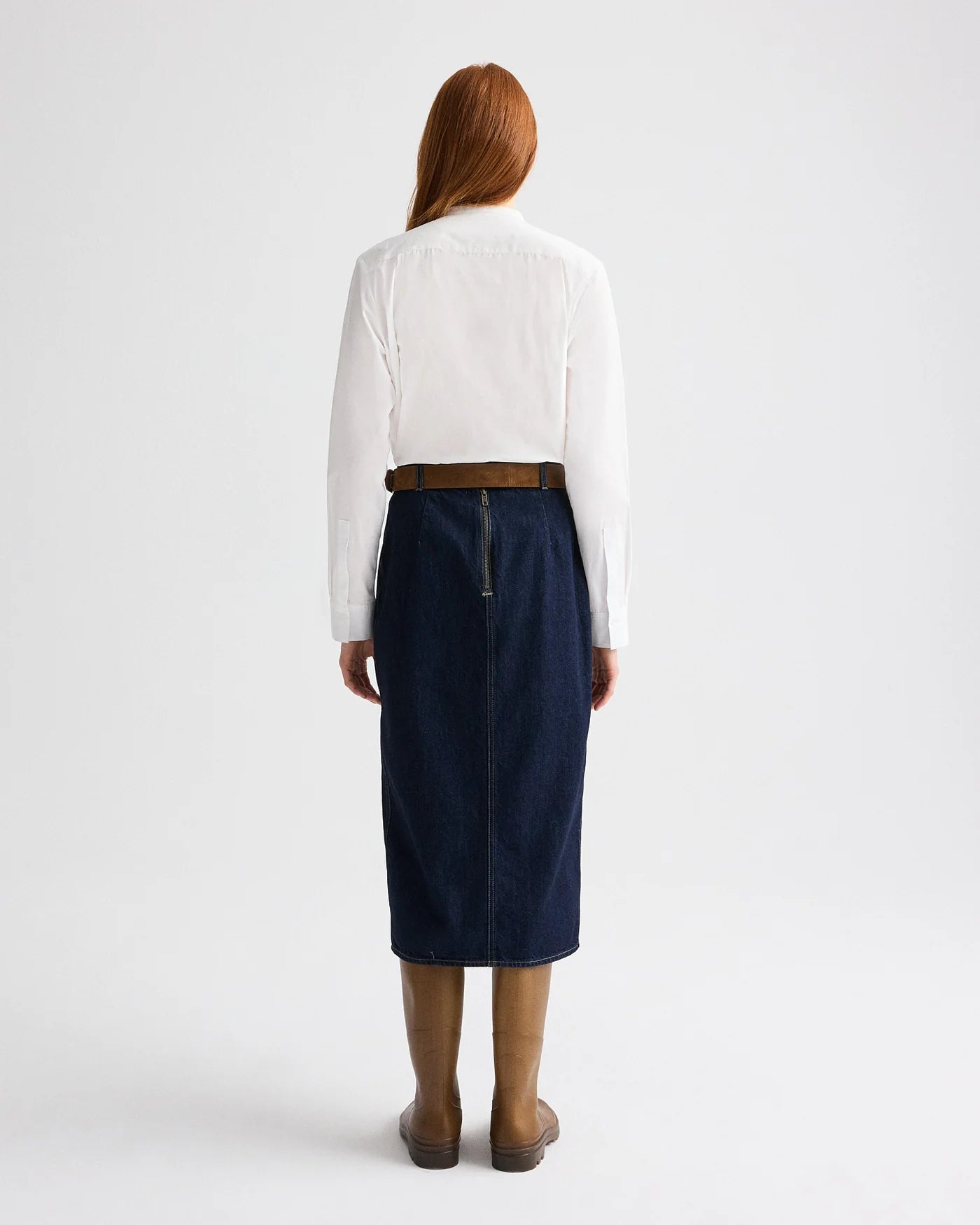 DENIM SKIRT WITH SEAMS IN HEAVY DENIM