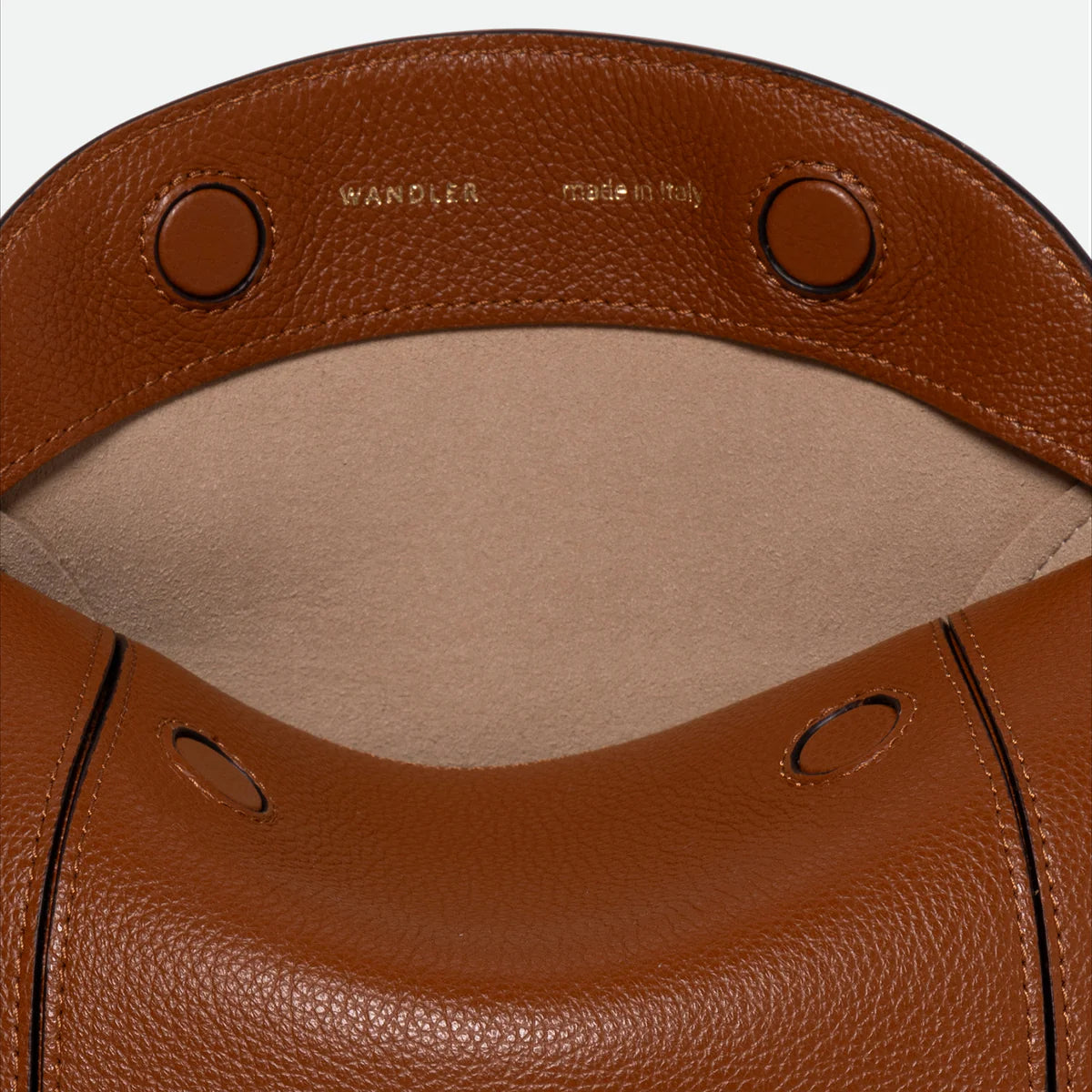 PENELOPE SLOUCH BAG IN TAN CRUST
