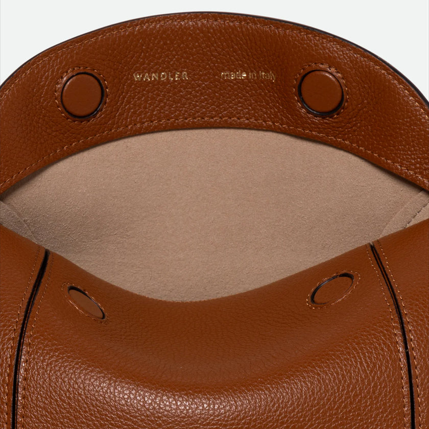 PENELOPE SLOUCH BAG IN TAN CRUST