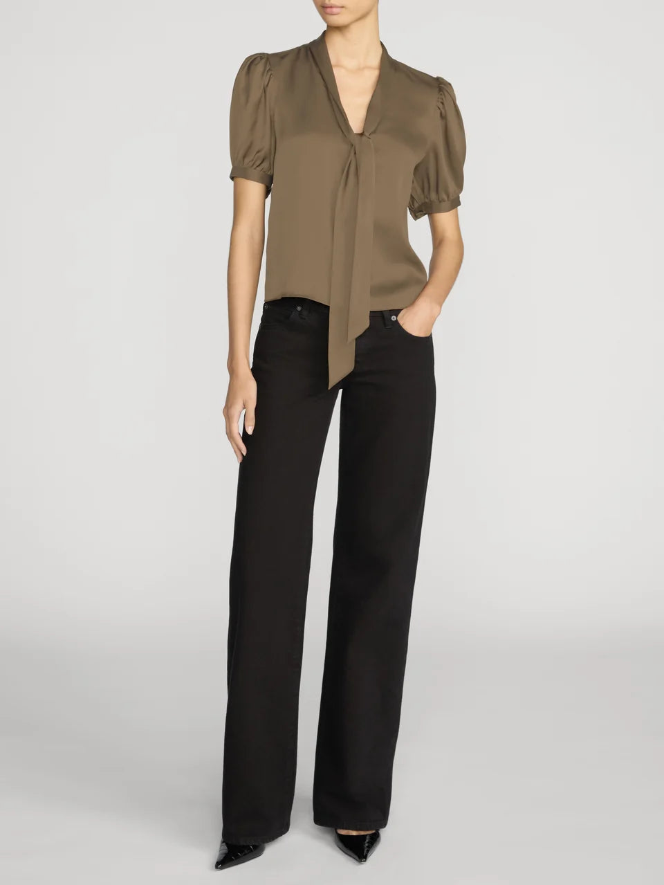 THE SONNET BLOUSE IN MOSS