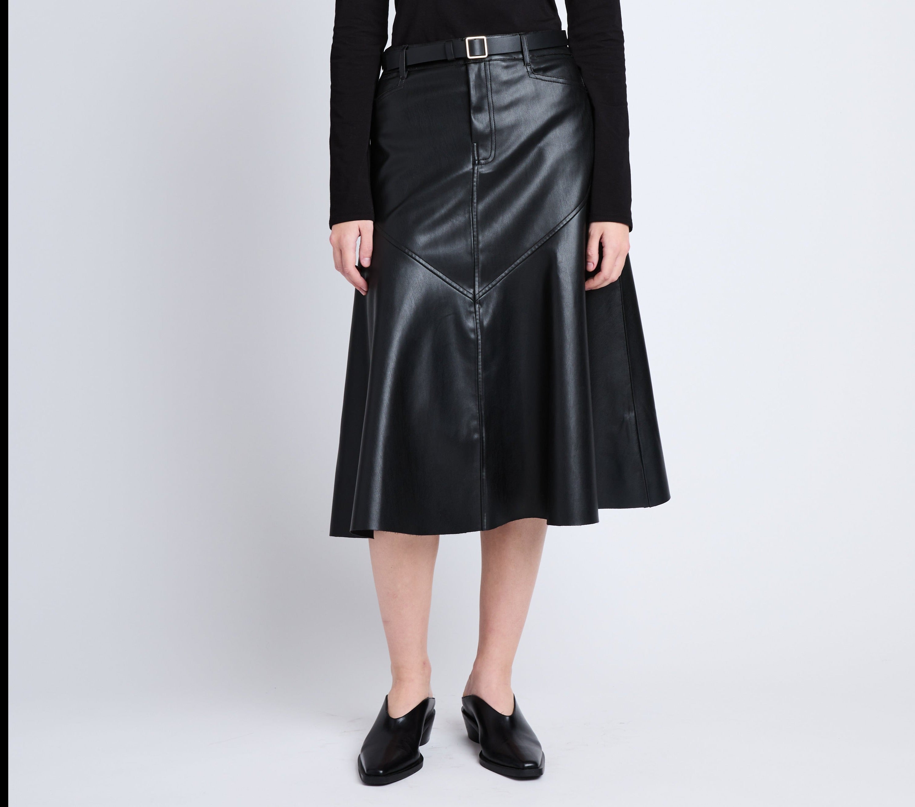 JESSE SKIRT IN FAUX LEATHER