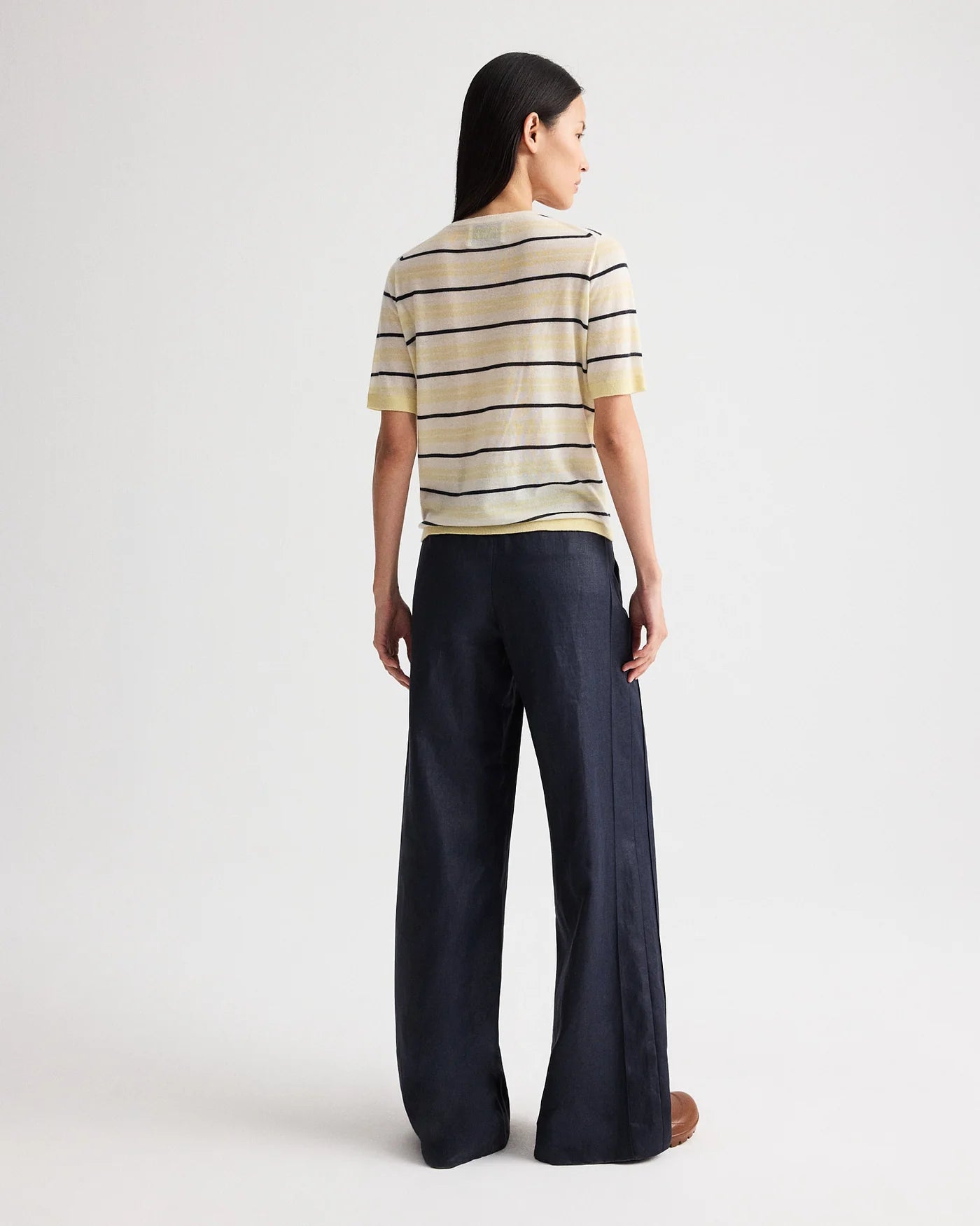 STRIPED SHORT SLEEVE TEE IN SUPER FINE CASHMERE