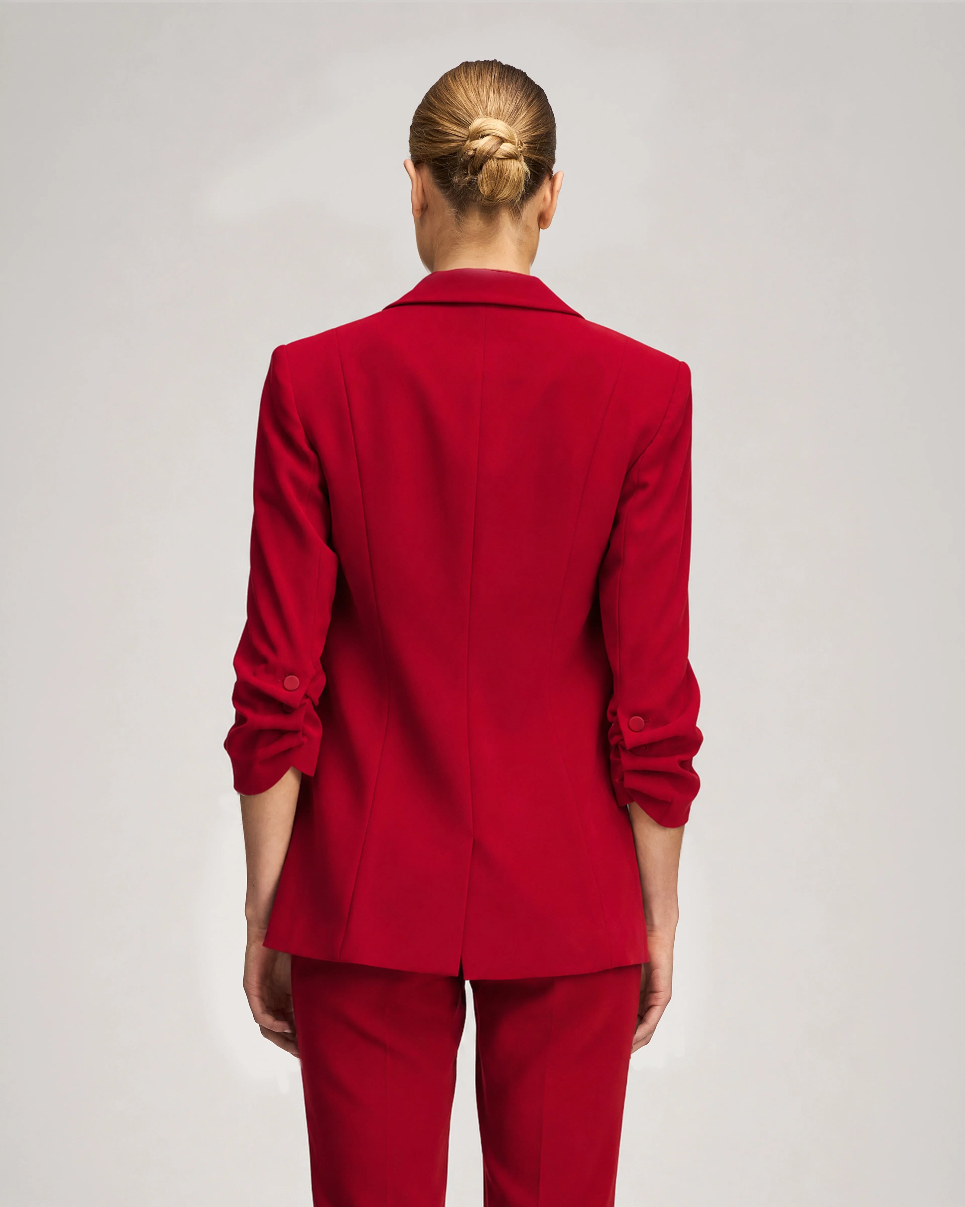 CREPE KHLOE BLAZER IN BERRYWINE