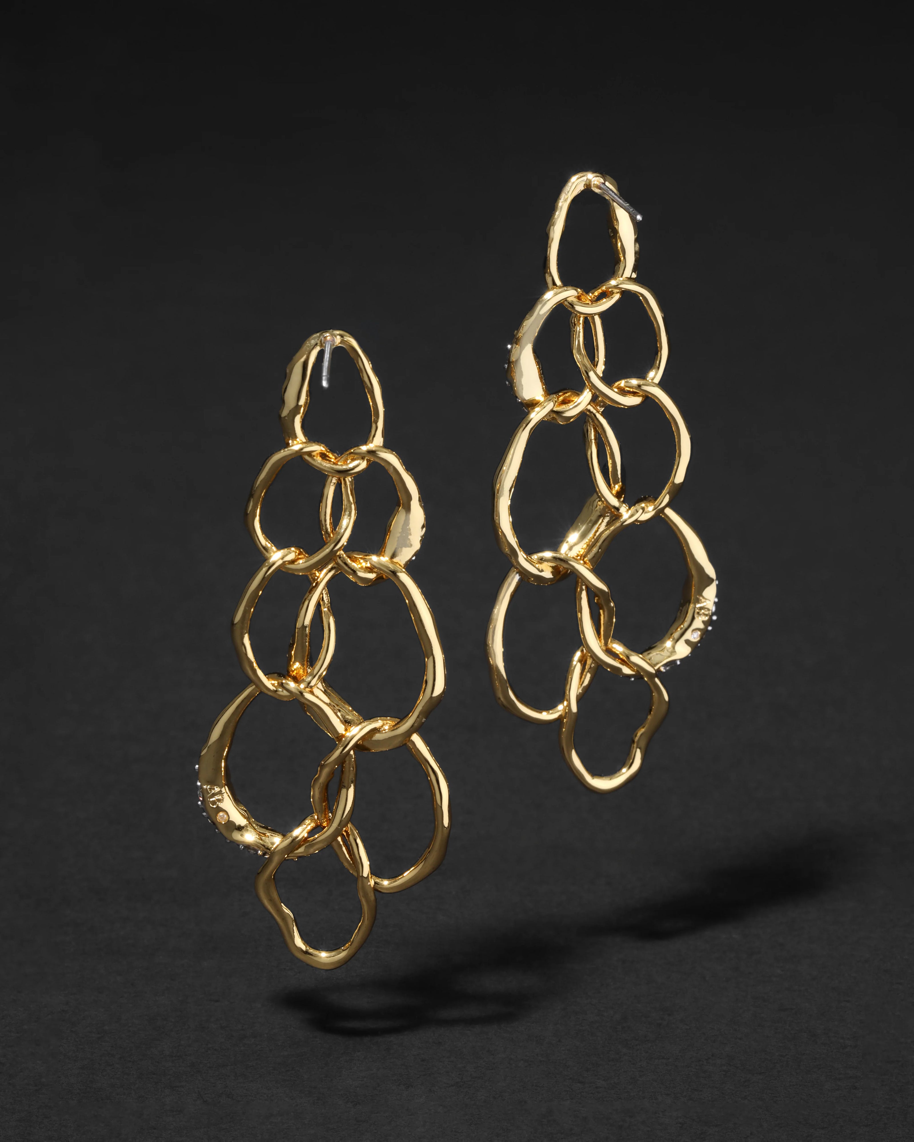 SOLANALES CRYSTAL LINKED DROP POST EARRING