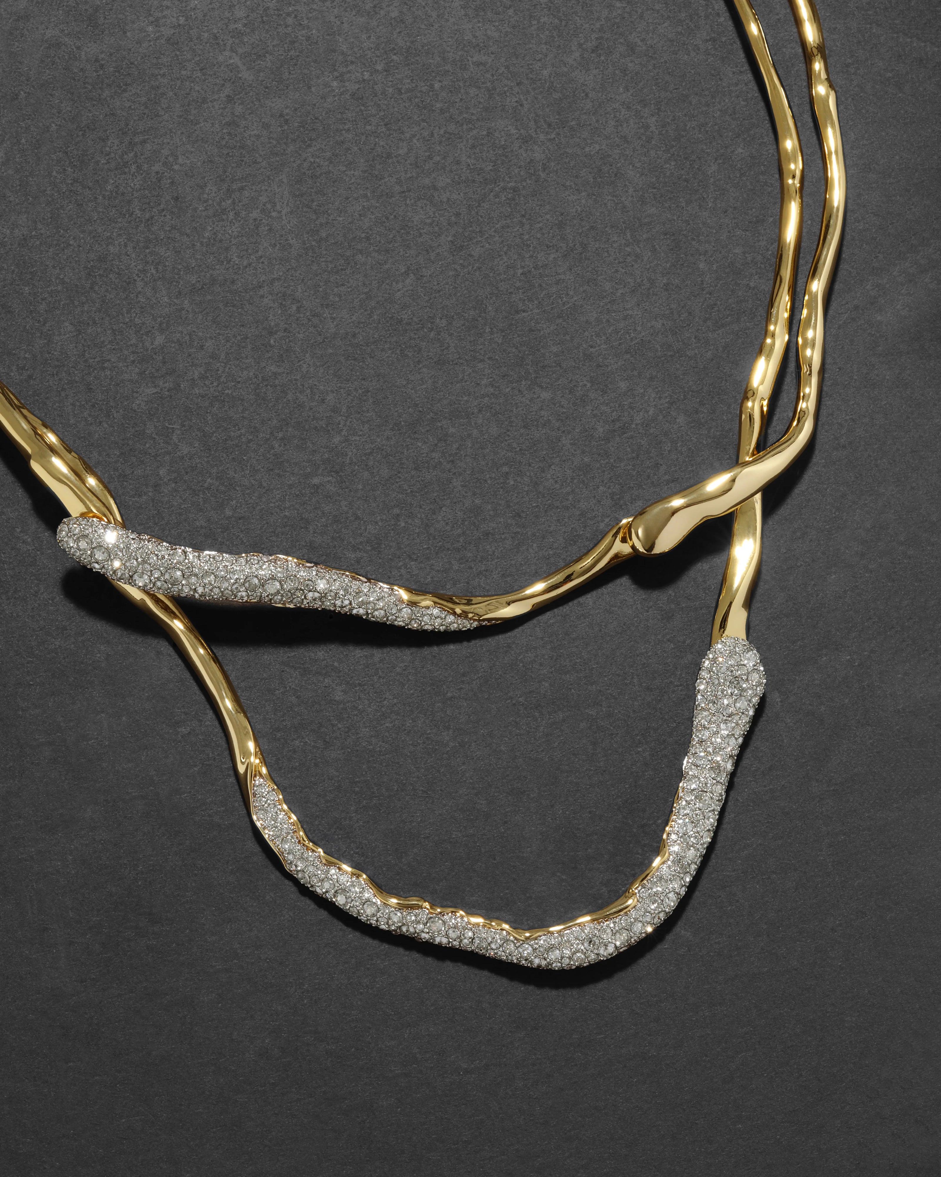 SOLANALES CRYSTAL TWISTED COLLAR NECKLACE