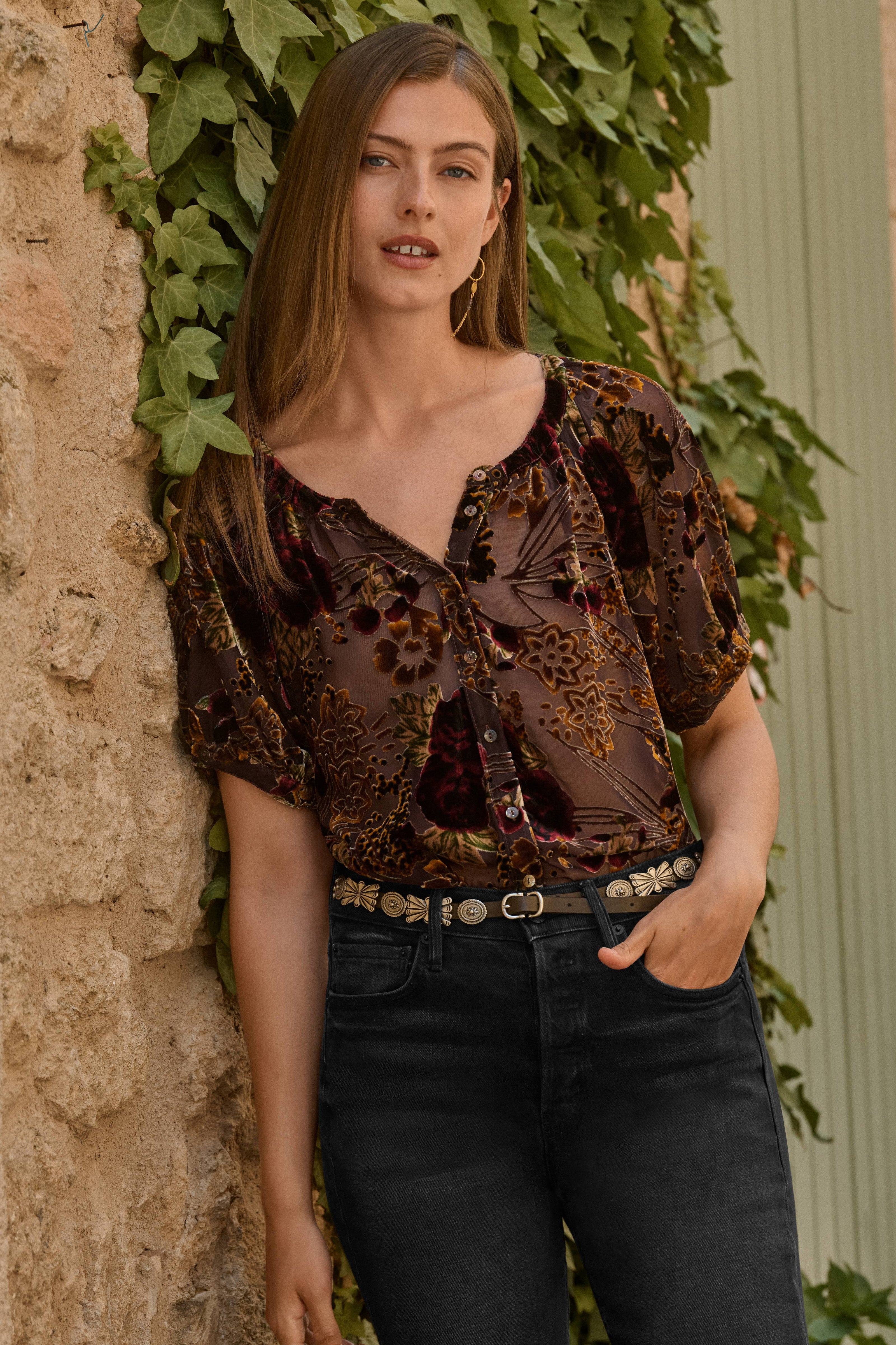 AVAH BUTTON DOWN SHIRT IN JOANNA BURNOUT