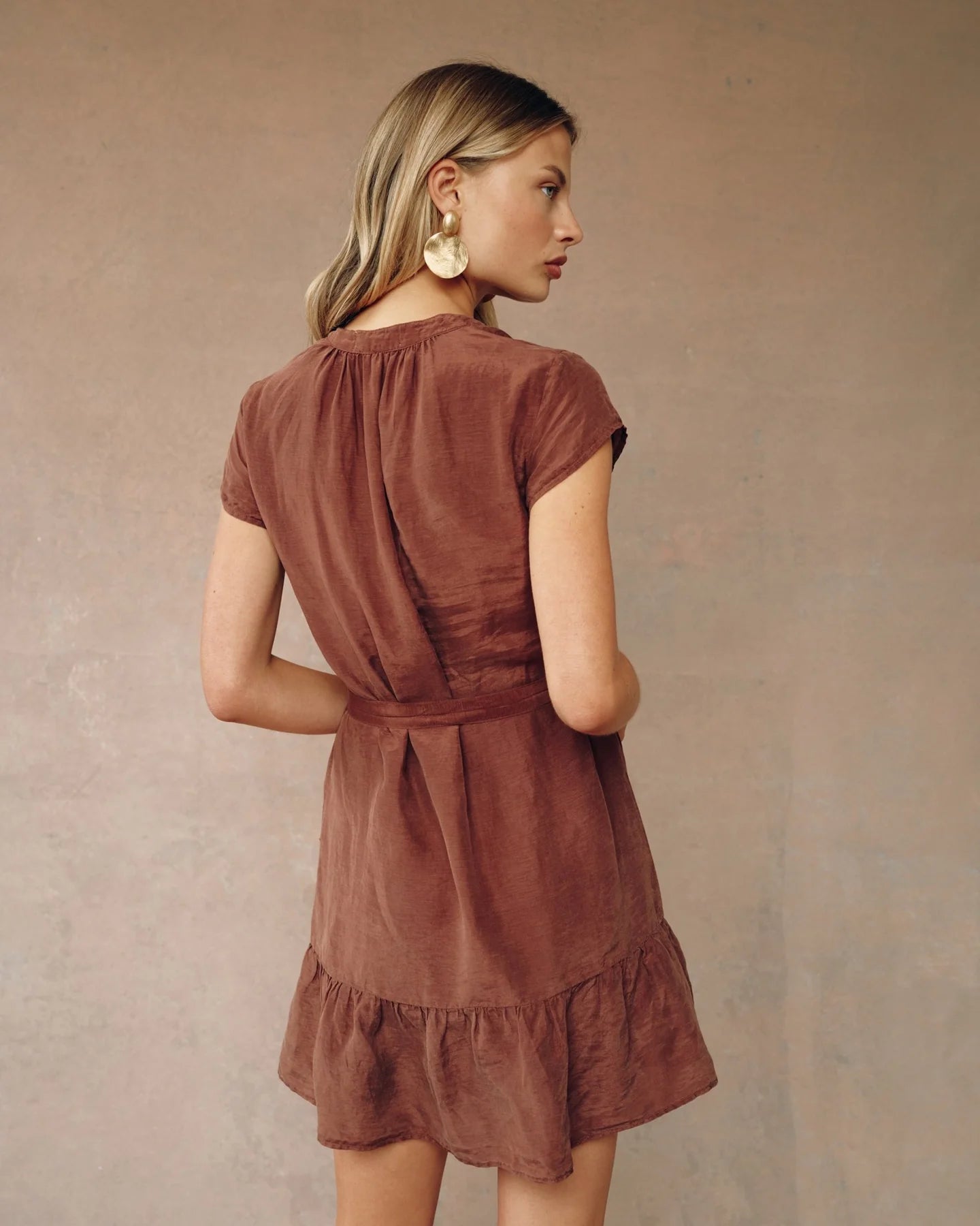 CAP SLEEVE RUFFLE HEM SHIRT DRESS
