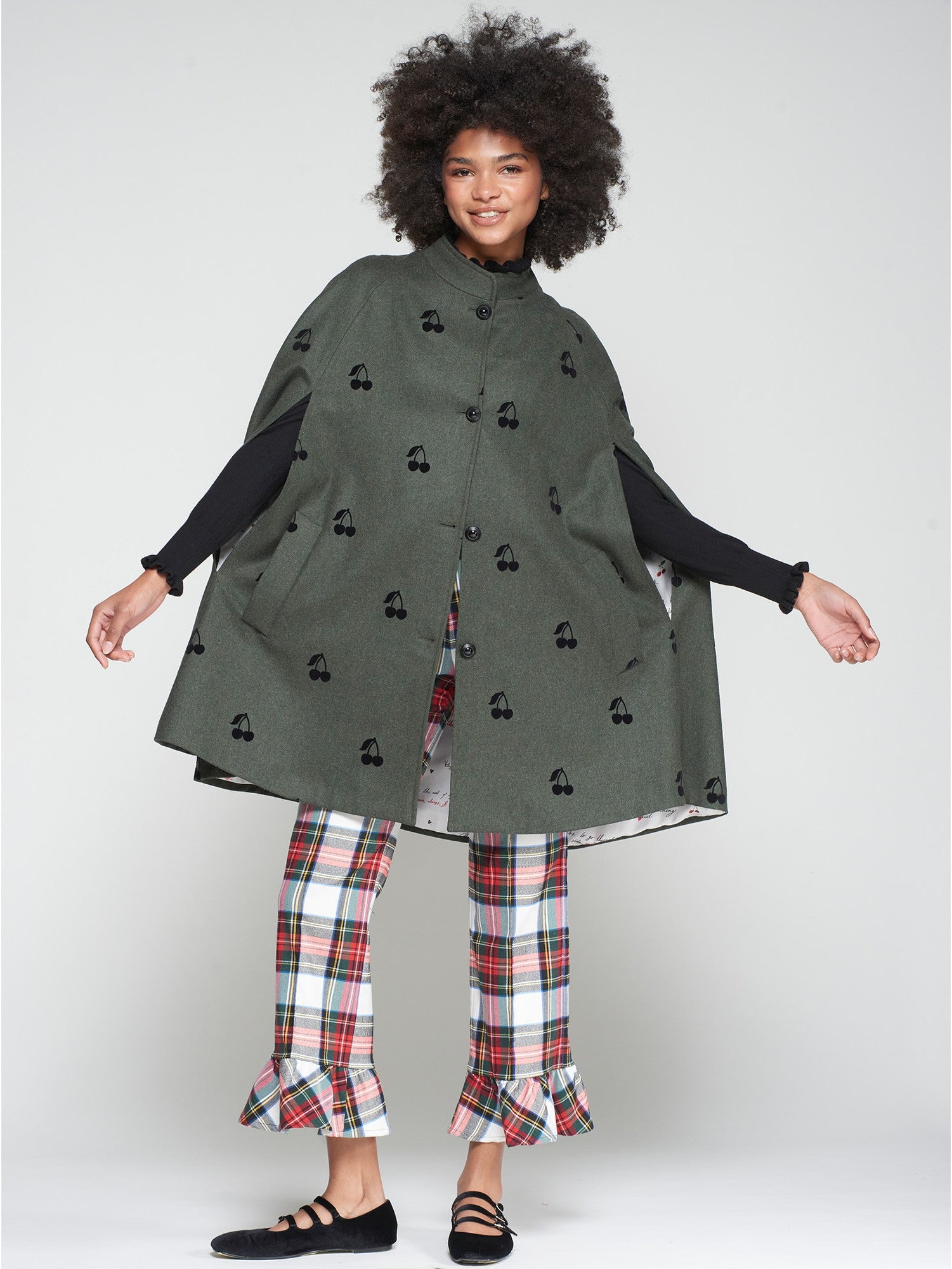 CHERRY EMBROIDERED CAPE