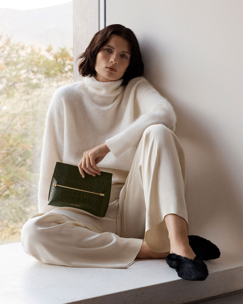 STYLIST EMBOSSED CROC