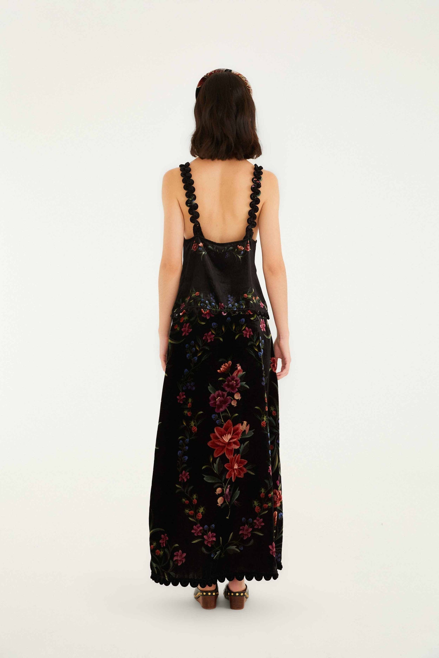 BELLE GARDEN SCALLOP HEM MIDI SKIRT