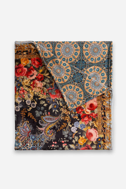 LAUREL CANYON COZY BLANKET