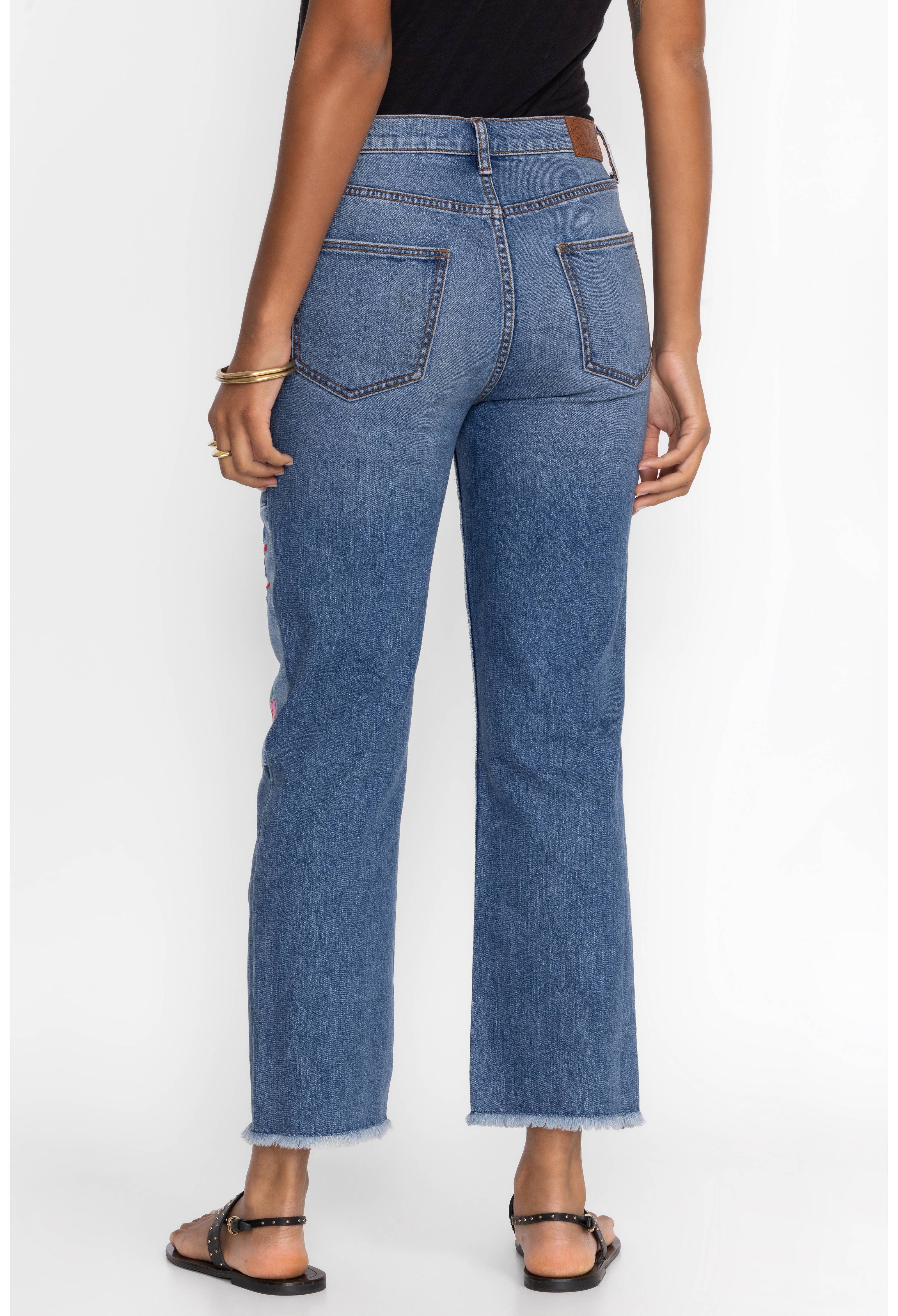 THE CROPPED STRAIGHT JEAN