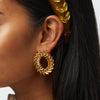 OVAL WREATH EARRING