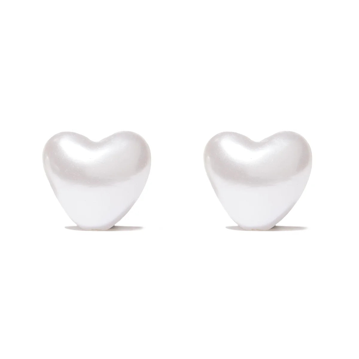 PEARL HEART STUD EARRINGS