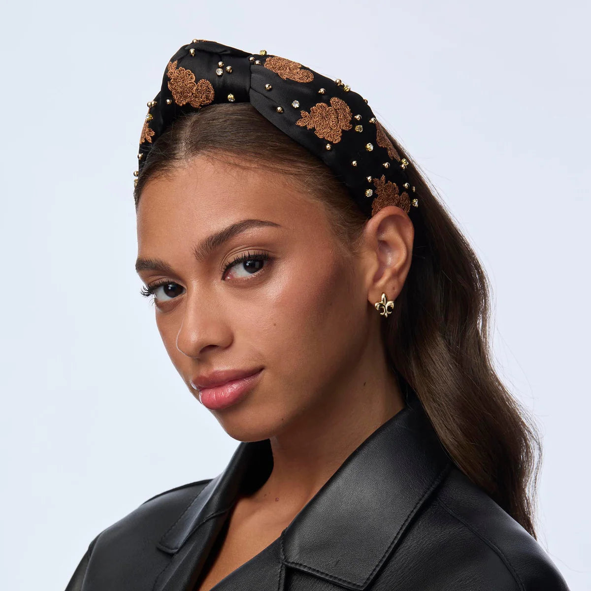 CARMEL JET KNOTTED LACE EMBELLISHED HEADBAND