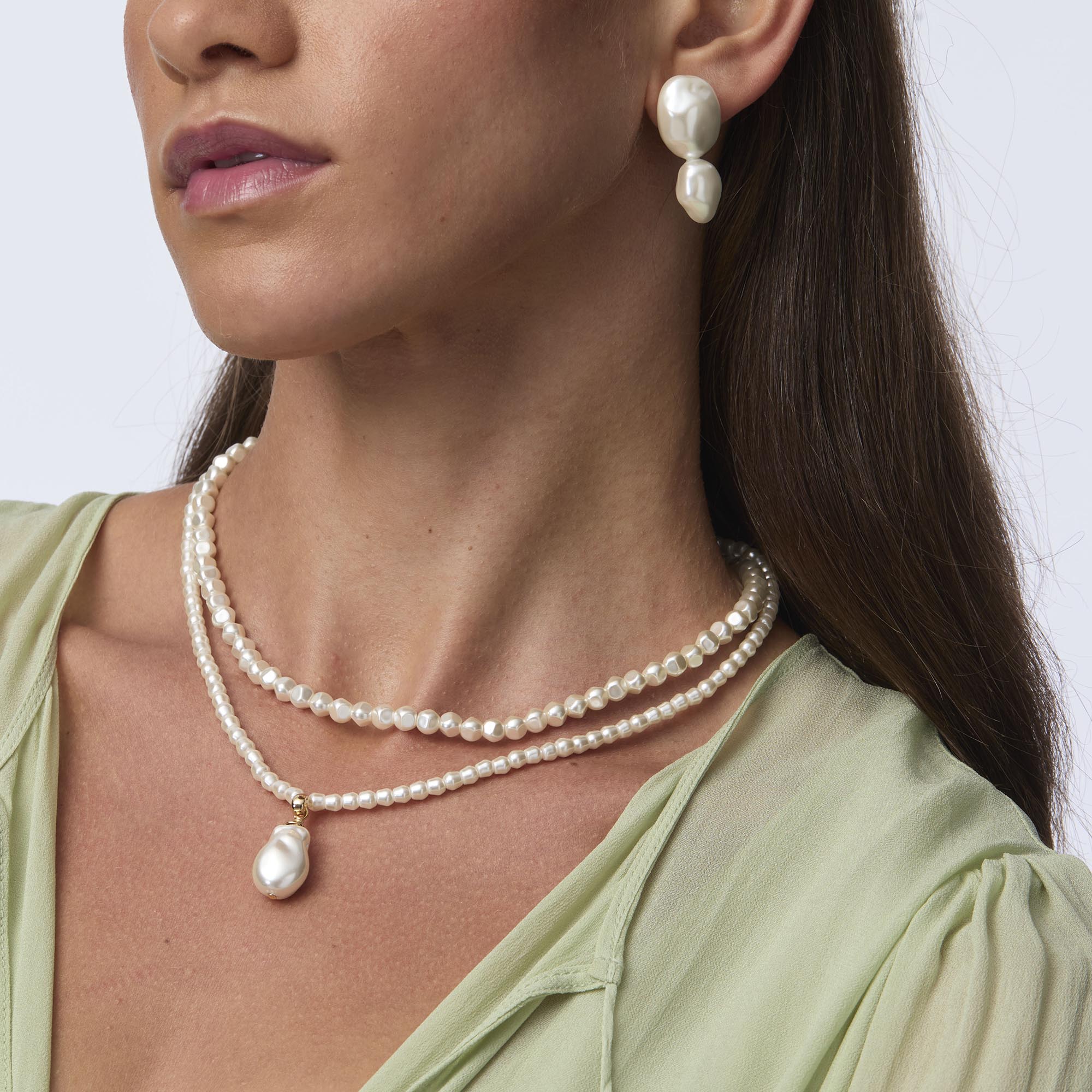 ESTATE LAYERED PEARL NECKLACE