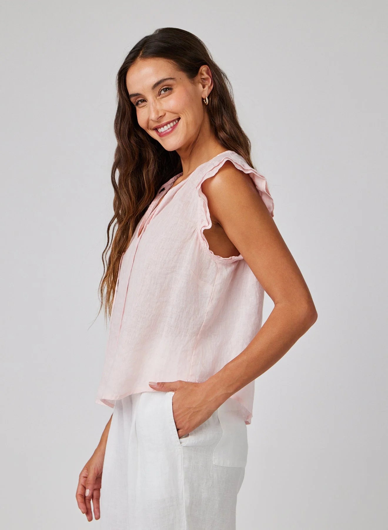 LINEN RUFFLE SLEEVE TOP