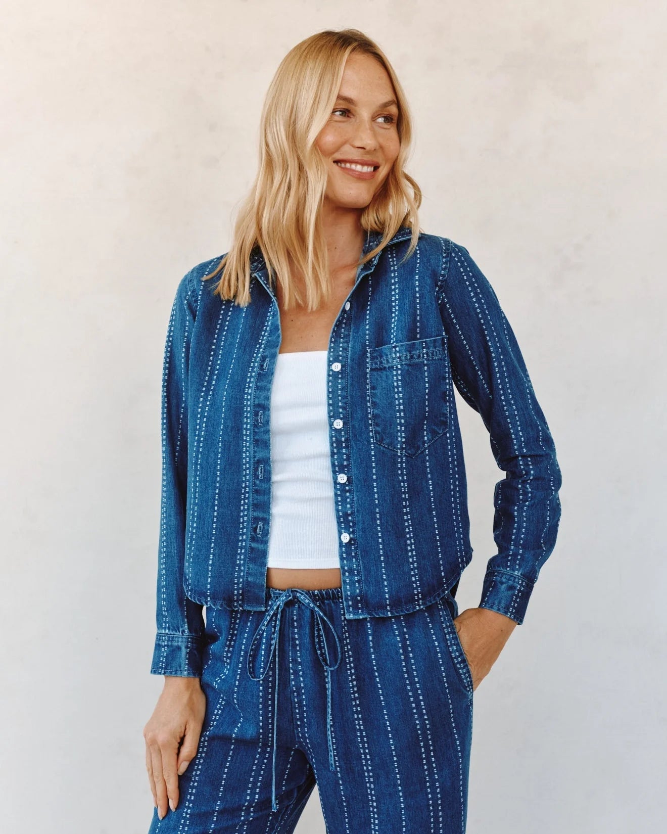 LONG SLEEVE CROPPED SHIRT IN INDIGO STRIPE