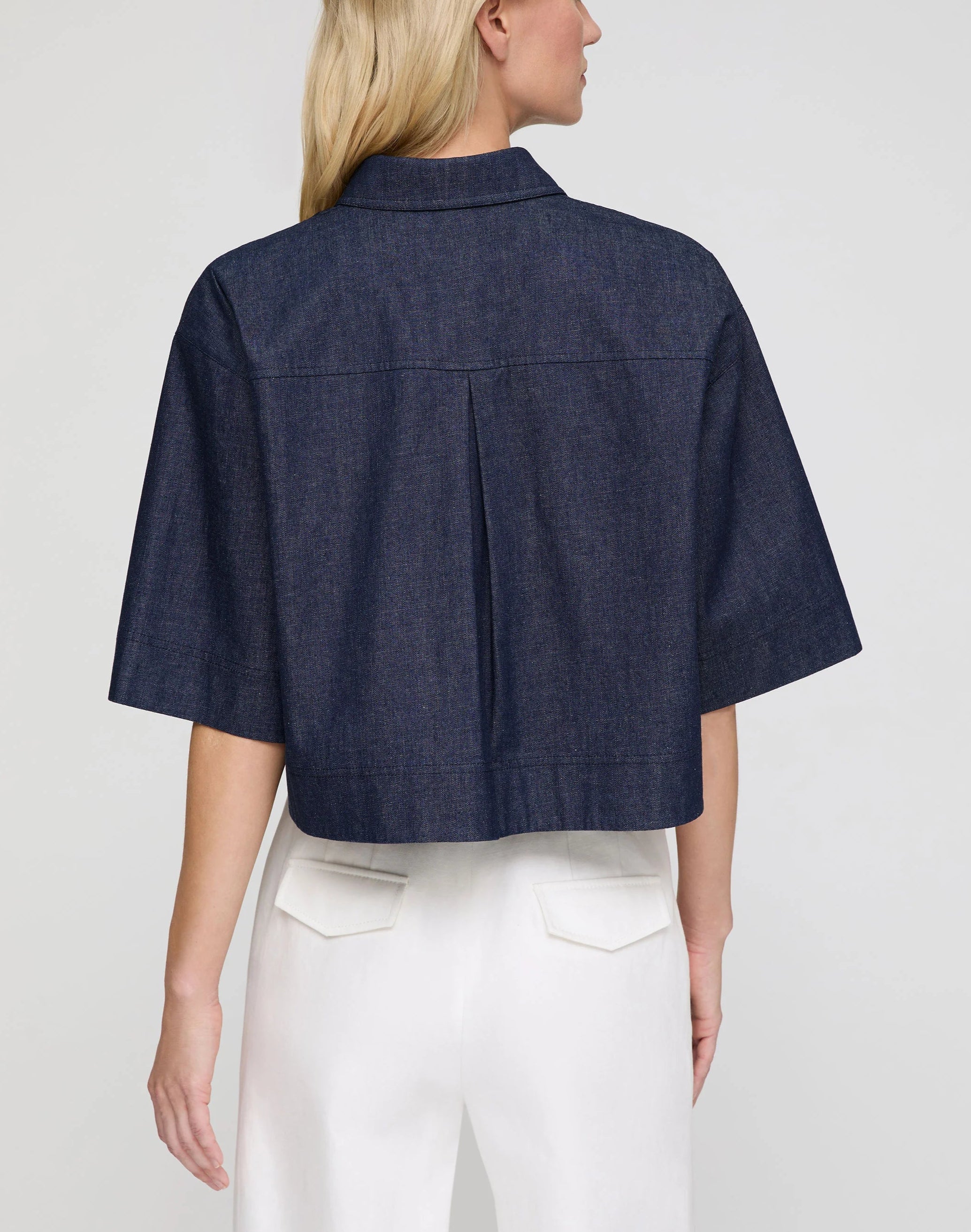 LIGHTWEIGHT DENIM CROPPED SHIRT