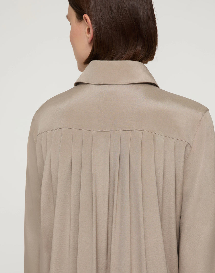 ORGANIC SIlK STRETCH GEORGETTE PLEATED BACK BLOUSE