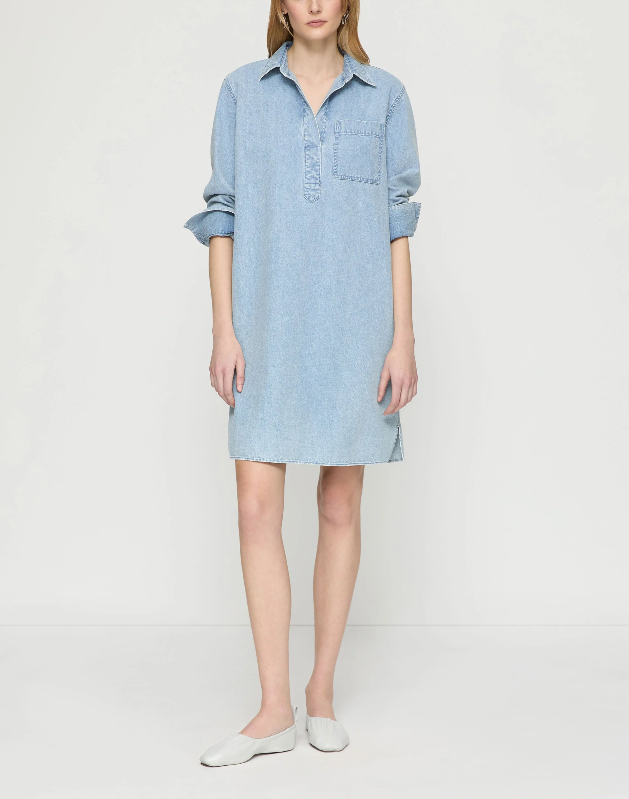LIGHTWEIGHT DENIM PATCH POCKET POPOVER DRESS