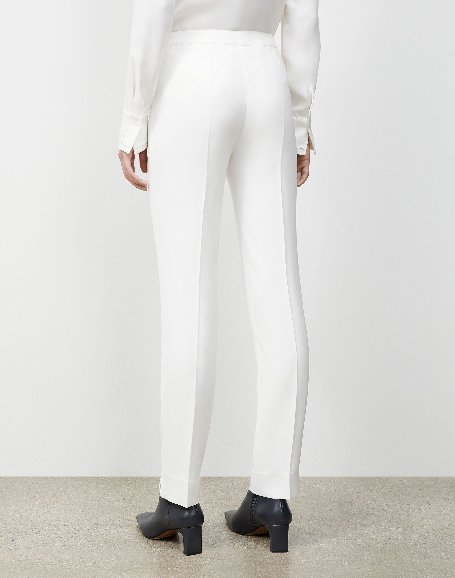 FINESSE CREPE BLEECKER PANT