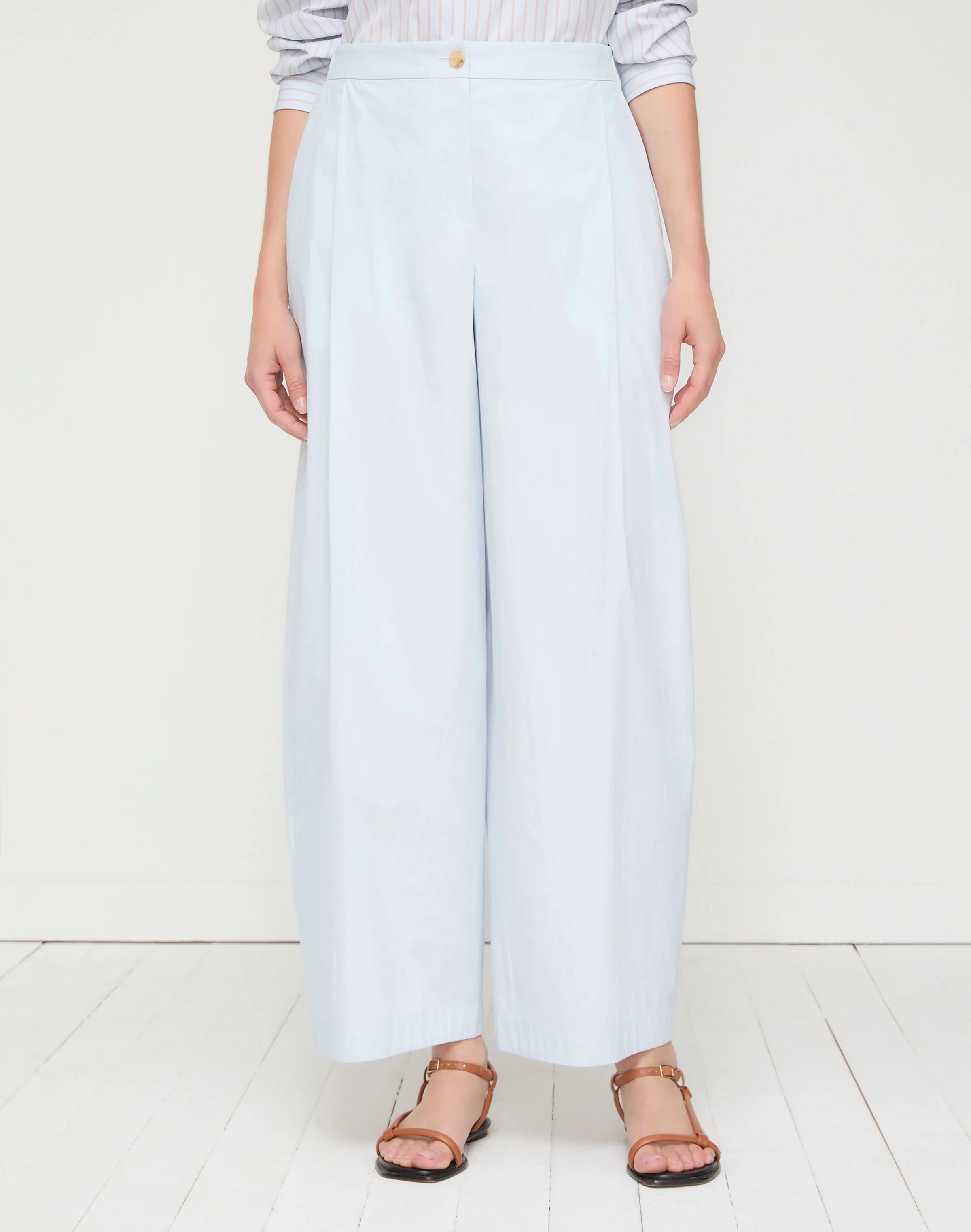 TRAVEL COTTON COOPER BARREL LEG ANKLE PANT