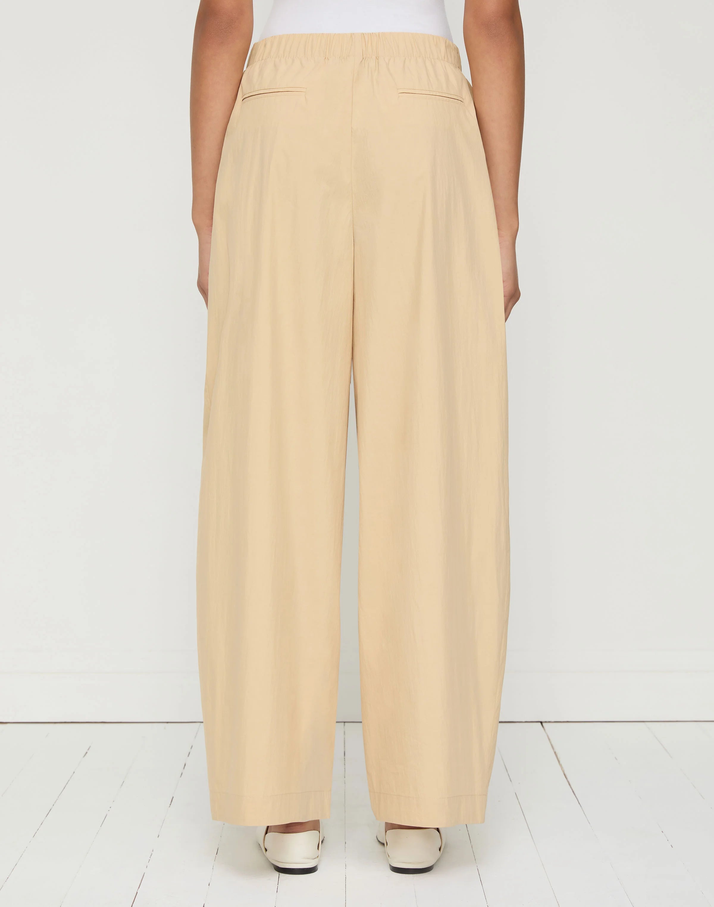 TRAVEL COTTON COOPER BARREL LEG ANKLE PANT