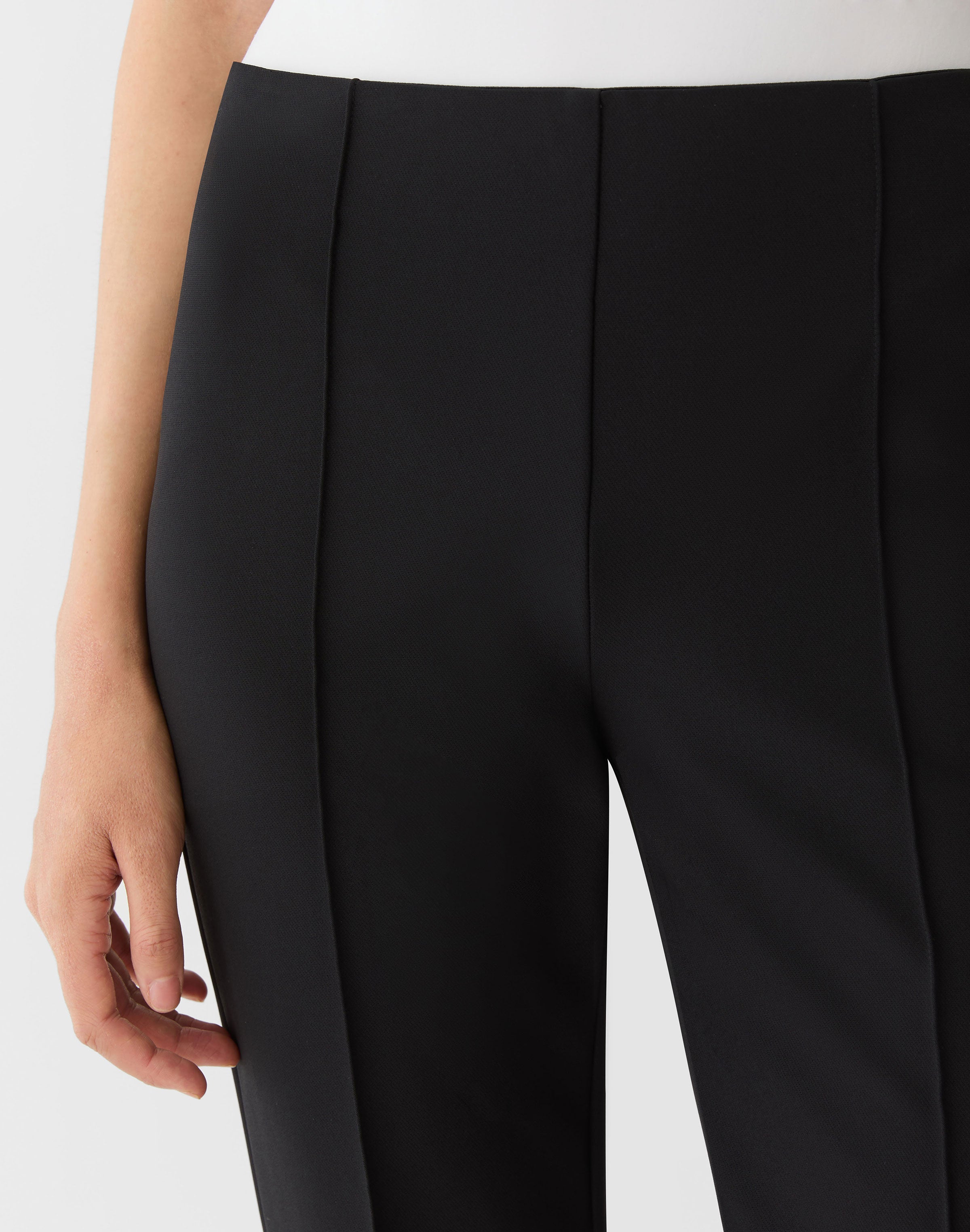 ACCLAIMED STRETCH GRAMERCY FLARE PANT