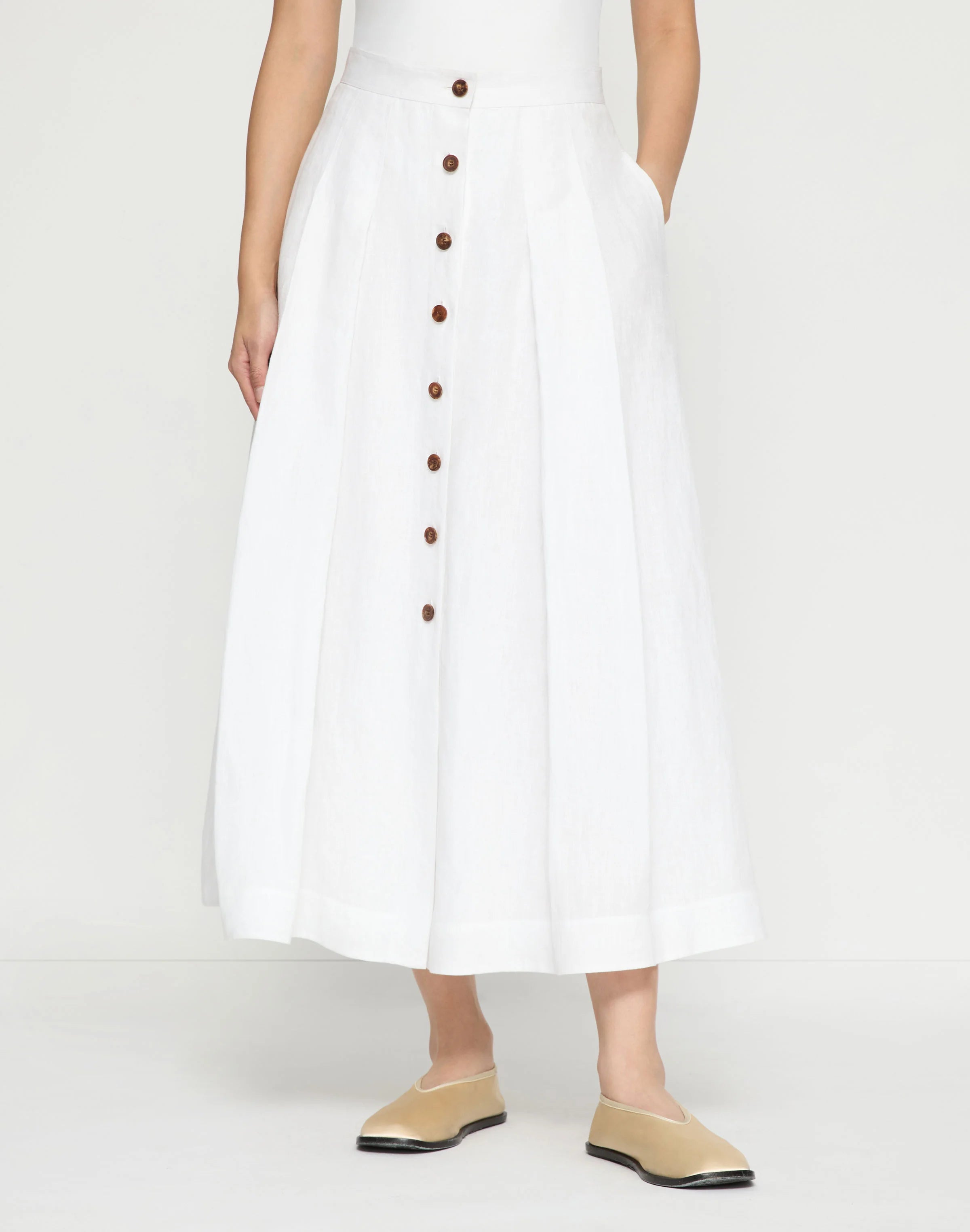 ORGANIC LINEN BUTTON FRONT MIDI SKIRT