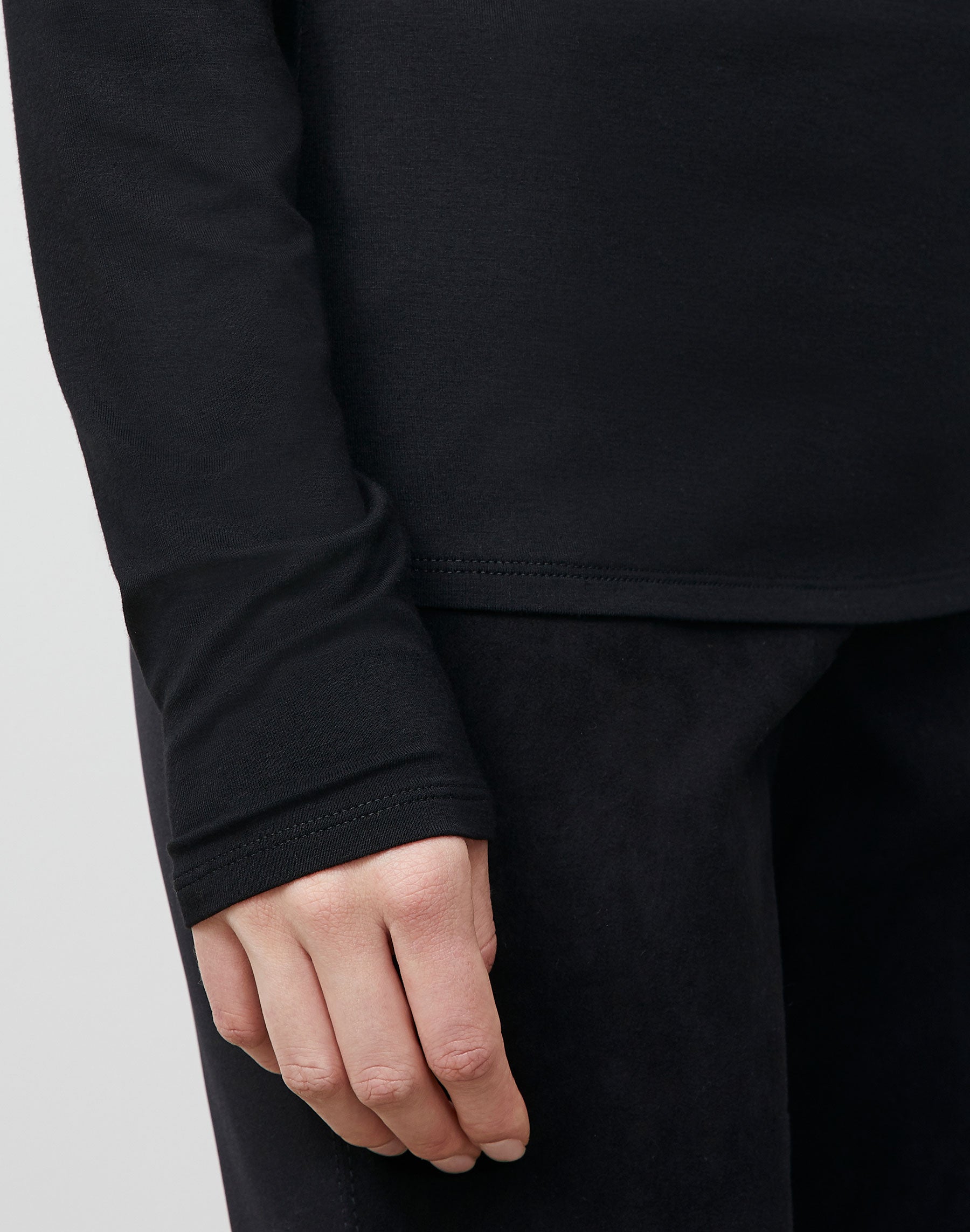 NOVEAU JERSEY TURTLENECK