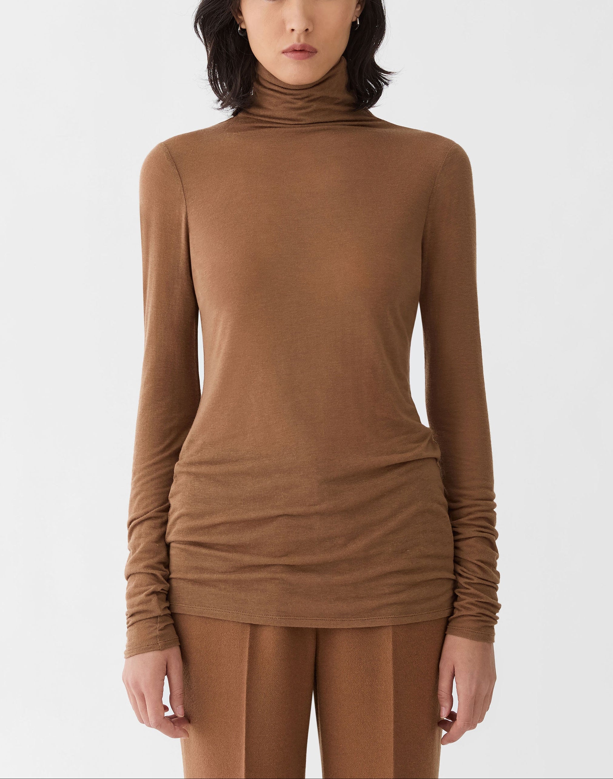 VISCOSE CASHMERE JERSEY ELONGATED FITTED TURTLENECK