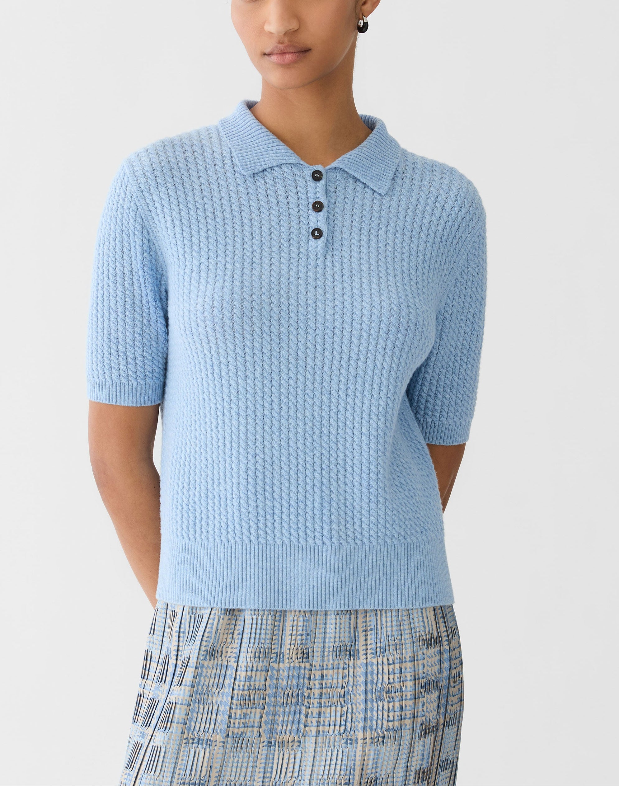 CABLED POLO SWEATER