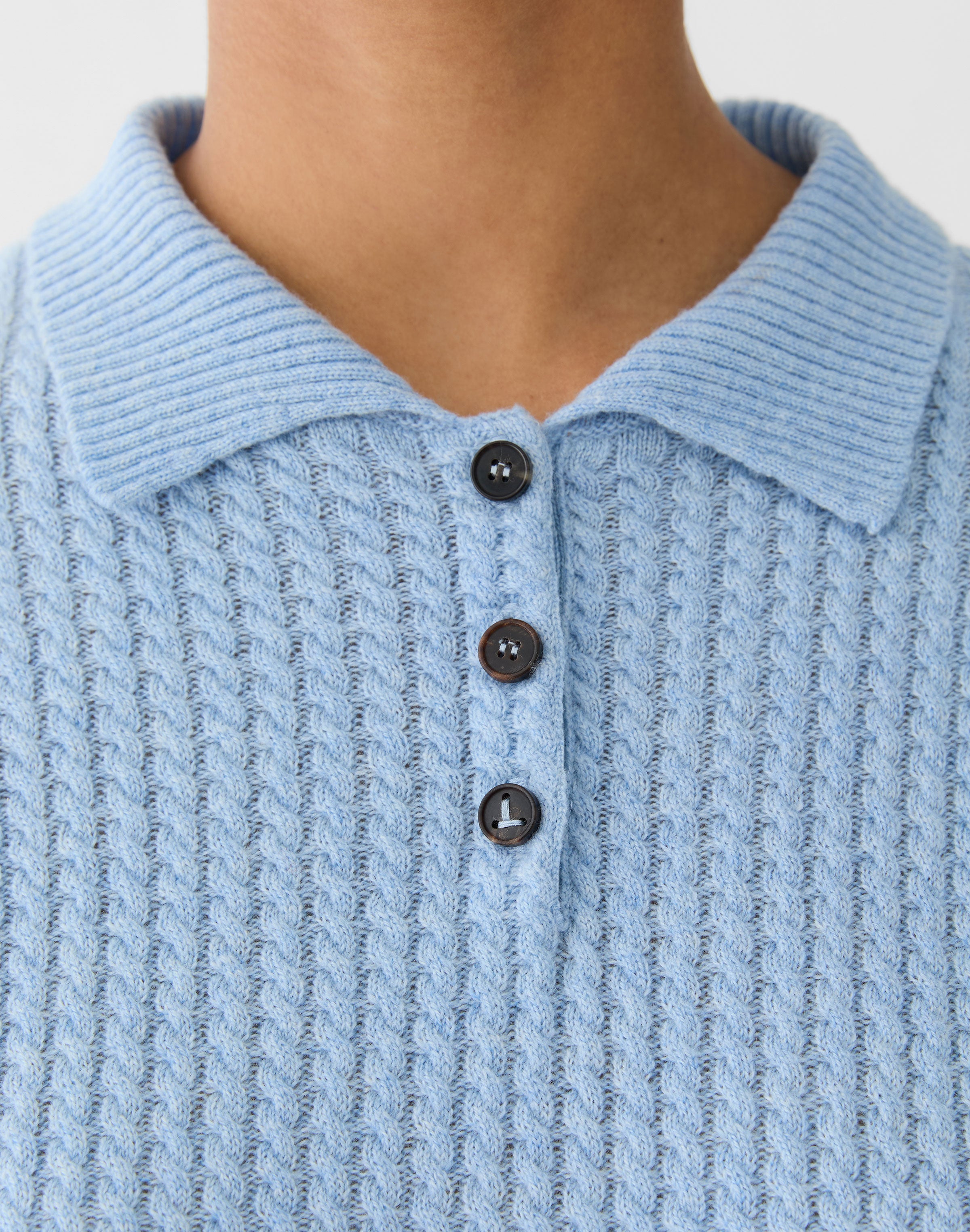 CABLED POLO SWEATER