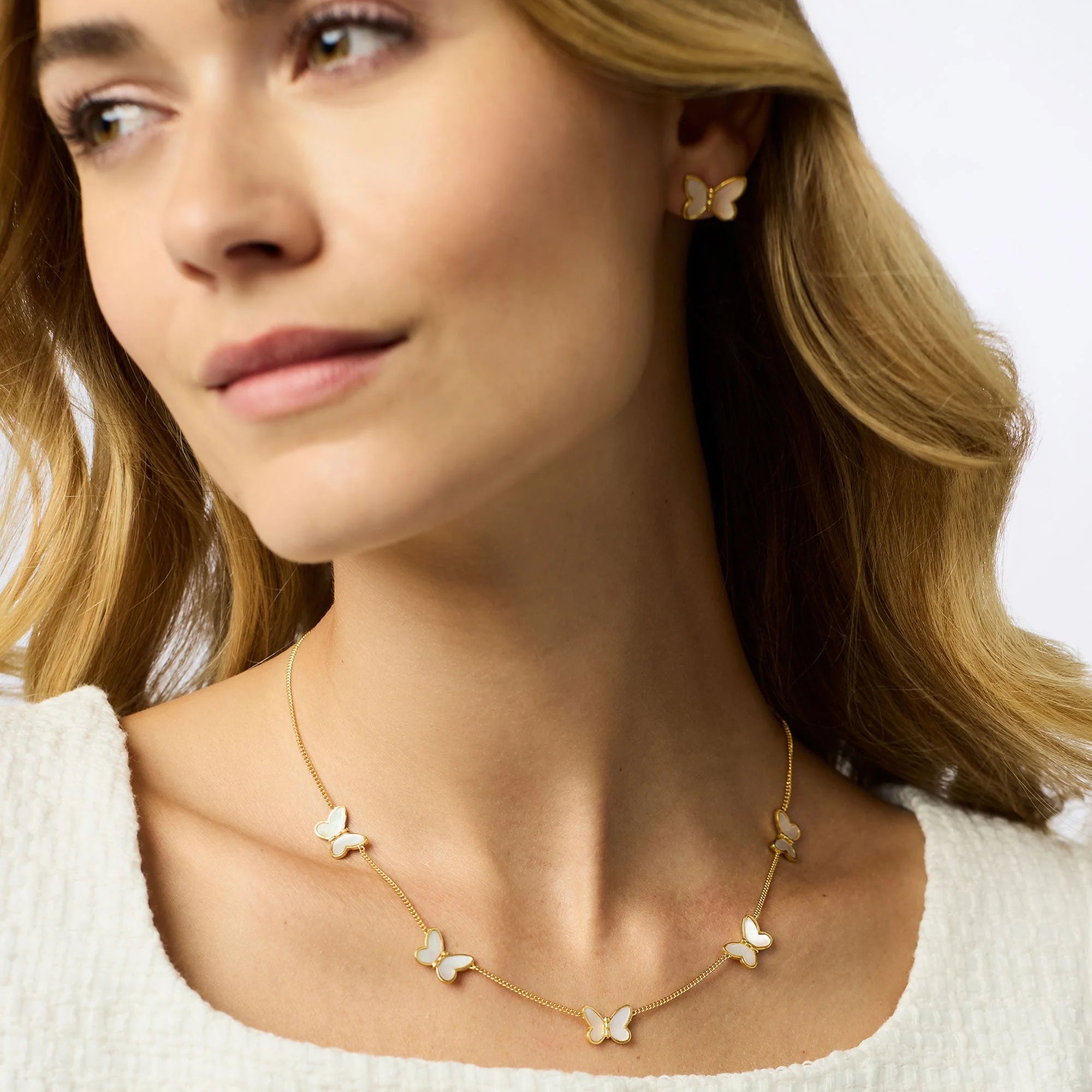 PAPILLON DELICATE STATION NECKALCE
