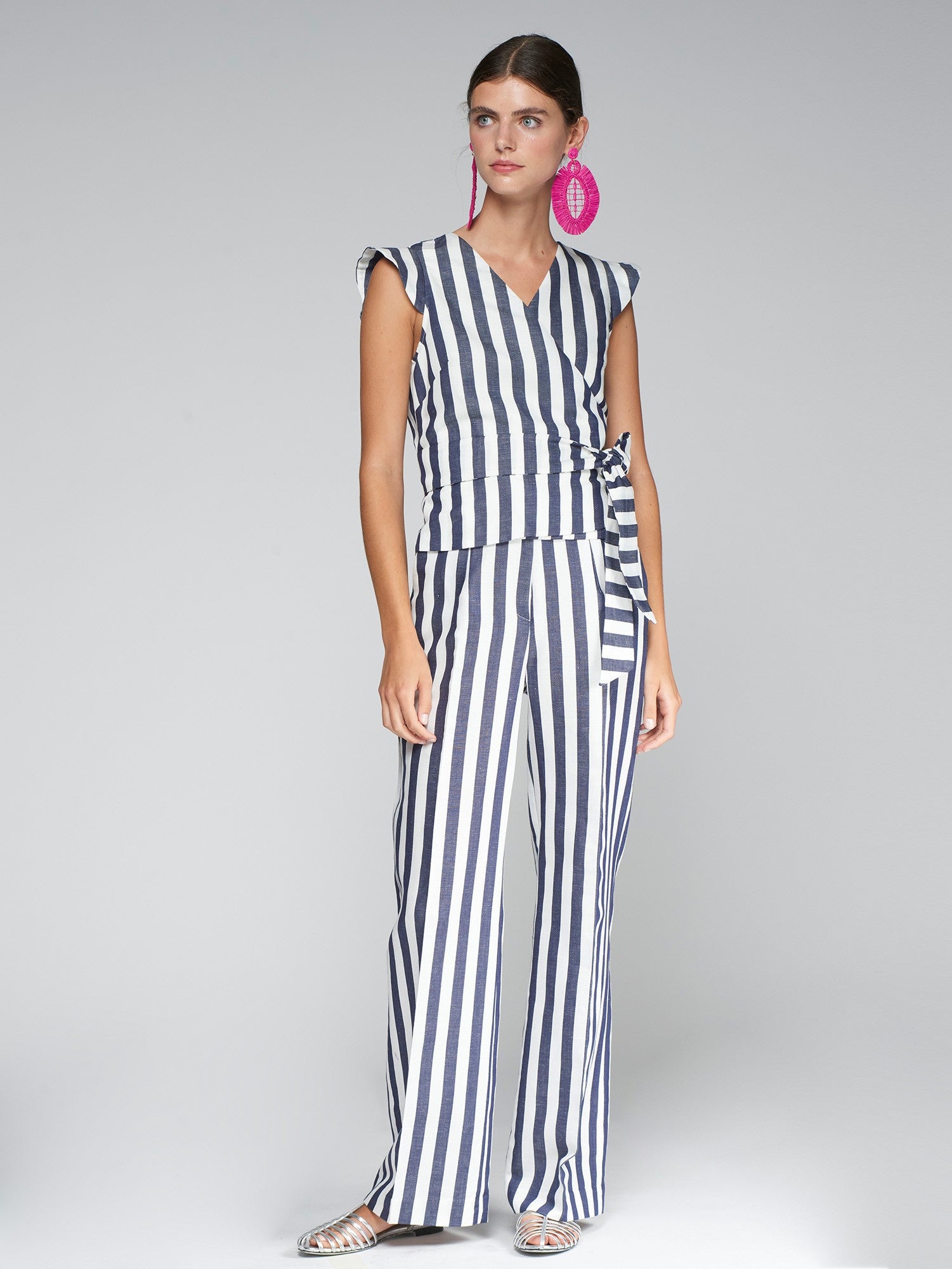 CRUZADO CROSS OVER SLEEVELESS TOP
