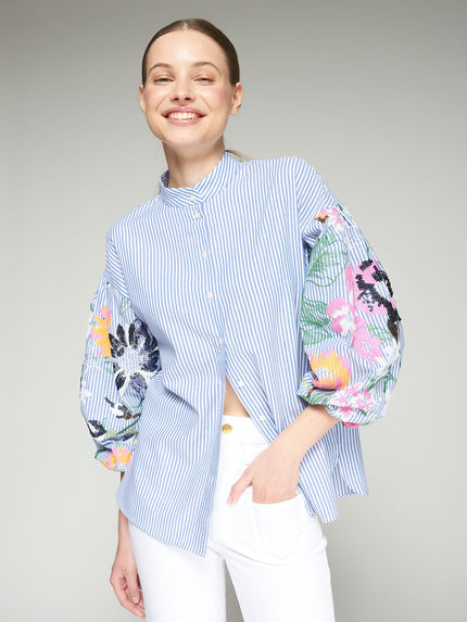 UMA FLORAL EMBORIDERY SLEEVE BLOUSE