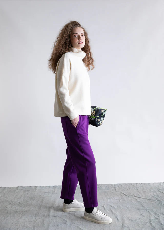 SLOUCHY PEG PANTS