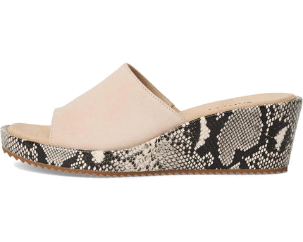 CALLA WEDGE